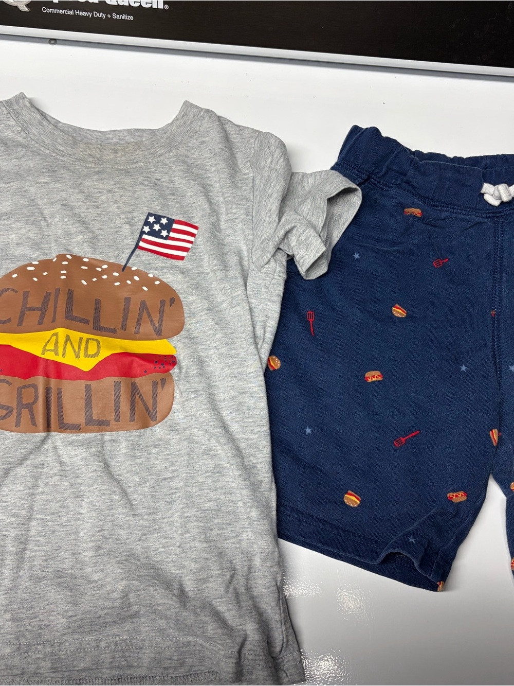 Kids 'Chillin' and Grillin' Burger Tee & Navy Shorts Set 5T Boys Outfit